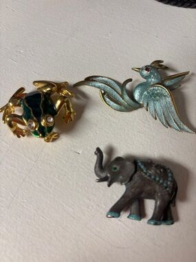 Enamel Frog, Bird & Elephant Decorative Brooch Set - cute and fun pins